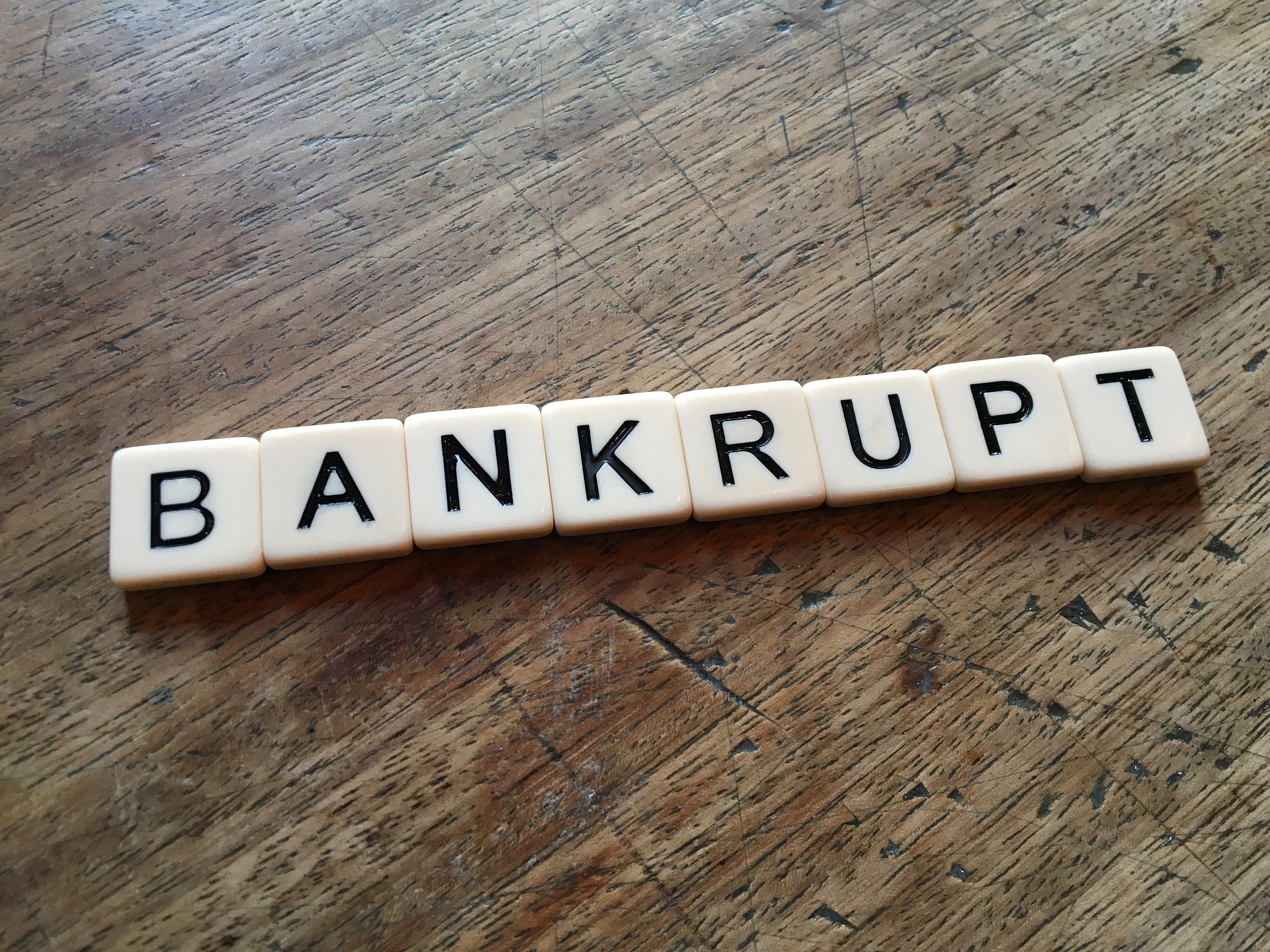 Ogłoszenie upadłości firmy - co się dzieje z długami?